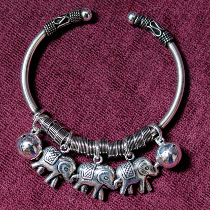 Thailand 3 Baby Elephants With two Bells 925 Silver Open Bracelet
